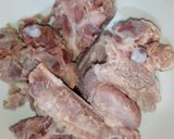Hình bước làm 4 của món Canh Chuối sáp Sườn heo