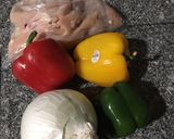 Foto del paso 1 de la receta: Fajitas de pollo con pimiento morrón