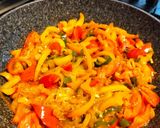 Lecsós, mustáros, fokhagymás csirkemell gluténmentesen recept fázis 3 fotója