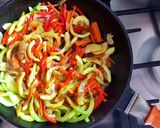 Foto del paso 3 de la receta: Ensalada tibia de vegetales y couz couz
