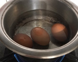 Foto langkah ke 1 dari resep Telur Lada Hitam.