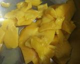 A picture of step 2 of Mango Shake with Mango Ice cream.