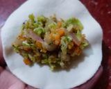वेज मोमोज (veg momos recipe in hindi) रेसिपी चरण 5 फोटो