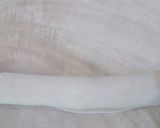 A picture of step 3 of Lachy dar paratha.
