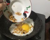 Foto langkah ke 4 dari resep #28 - Nasi telor ceplok kecap asin khas Pontianak.