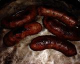 Foto del paso 1 de la receta: Chorizos preparados al horno con salsa y GIN
