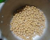 தாளித்த வெள்ளை சுண்டல்(sundal recipe in tamil) ரெசிபி ஸ்டேப் 1 புகைப்படம்