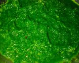 धनिया की ग्रीन चटनी(dhaniya ki green chatney recipe in hindi) रेसिपी चरण 3 फोटो