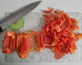 Foto del paso 2 de la receta: Arroz Chaufa de salchichas