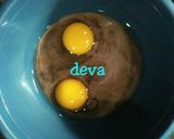 Foto langkah ke 4 dari resep Bolu Caramel/Sarang Semut Deva.