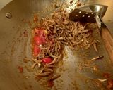 Foto langkah ke 7 dari resep Tumis Lokio dan Teri.
