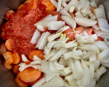 Foto del paso 6 de la receta: Cena venezolana: cachapas con carne, tequeños y salsa guasacaca