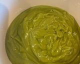 Hình bước làm 1 của món Avocado smoothie