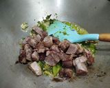 Foto langkah ke 6 dari resep Lidah Sapi Cabe Hijau.