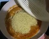 Foto langkah ke 6 dari resep Indomie spicy garlic cheese.