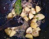 Foto langkah ke 3 dari resep Semur Tahu Telur Kentang.