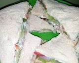A picture of step 4 of Nigerian sandwich.
