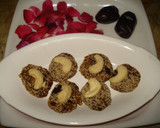 A picture of step 2 of Fresh Dates bites.