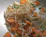 Foto langkah ke 3 dari resep Sayur bening toge.