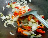 Foto langkah ke 4 dari resep Samhong King Masak Bawang ala Chef Muhammad|Sawi Keriting Lezat.