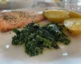 Foto del paso 7 de la receta Salmón al horno con espinacas a la crema - 15 minutos y listo