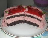 Tejszínes-meggyjoghurtos torta recept fázis 7 fotója