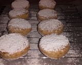 A picture of step 7 of Almond and Cashew Cookies.