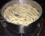 Foto del paso 5 de la receta: Pasta fresca, salsa de setas y tomates