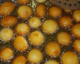 गुलाबजाम (gulab jamun recipe in marathi) रेसिपी स्टेप 5 फोटो 