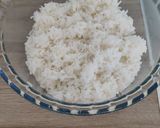 Foto langkah ke 2 dari resep Seaweed Rice Ball.