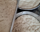 Foto del paso 3 de la receta: Masa para pizza casera 🍕económica y con opción de tener lista congelada, tipo prepizza 🍕