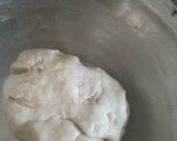 A picture of step 5 of Potatoes and green peas paratha.