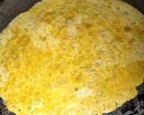 A picture of step 3 of Methi stuffed besan chilla.