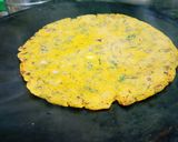 A picture of step 3 of Makki ka methi parantha.