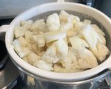 A picture of step 2 of Butter Bean & Cauliflower Mash.