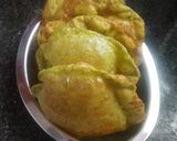 A picture of step 8 of Special Palak Poori.