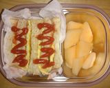 รูปขั้นตอนการทำที่ 8 ของ ข้าวกล่องแซนวิชเบอร์เกอร์ไก่ (Chicken Burger Sandwich Lunch Box)
