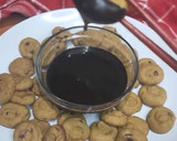 Foto langkah ke 4 dari resep Melted Choco Chip Cookies (Mud Cookies).