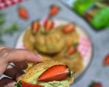 Foto langkah ke 9 dari resep Strawberry Matcha Choux.