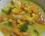 Foto langkah ke 5 dari resep Menu Trimester 1 kehamilan, Sop ikan salmon.