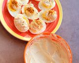 صورة لخطوة 2 من وصفة سلطة البيض المحشي(ميموزا)🥚🥚