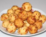 Foto del paso 6 de la receta: Bolitas de mandioca y queso🧀