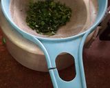A picture of step 2 of Dhania Parantha.
