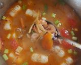 Foto langkah ke 4 dari resep 87. Tom Yam Goong (Tom Yam Seafood).
