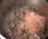 Foto del paso 12 de la receta: Ternera estofada con patatas baby, verduras y setas congeladas