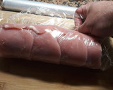 Foto del paso 4 de la receta: Tronco de lomo relleno de panceta, queso cheddar y espárragos