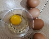 Foto langkah ke 5 dari resep Sop Telur Makaroni.