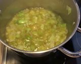 Foto del paso 2 de la receta: Crema de puerros con peras