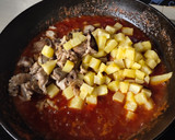 Foto langkah ke 3 dari resep Sambal Goreng Hati Kentang.