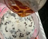 A picture of step 2 of Chia seeds smoothie.